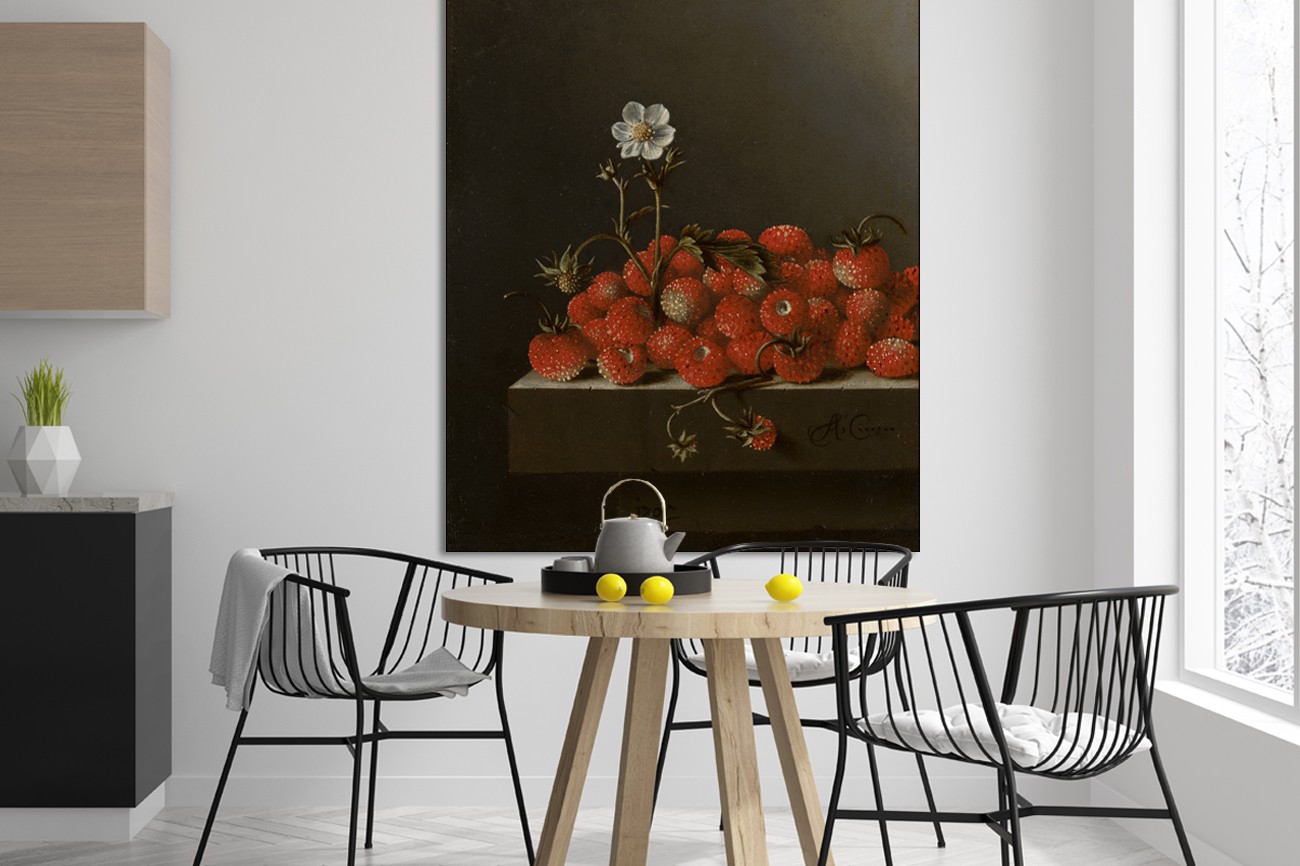 Donkere achtergrond met op de voorgrond rode aardbeien met als titel Stilleven met bosaardbeien van Adriaen Coorte. Verkrijgbaar in zeer grote verschillende formaten, inclusief textiel frame.