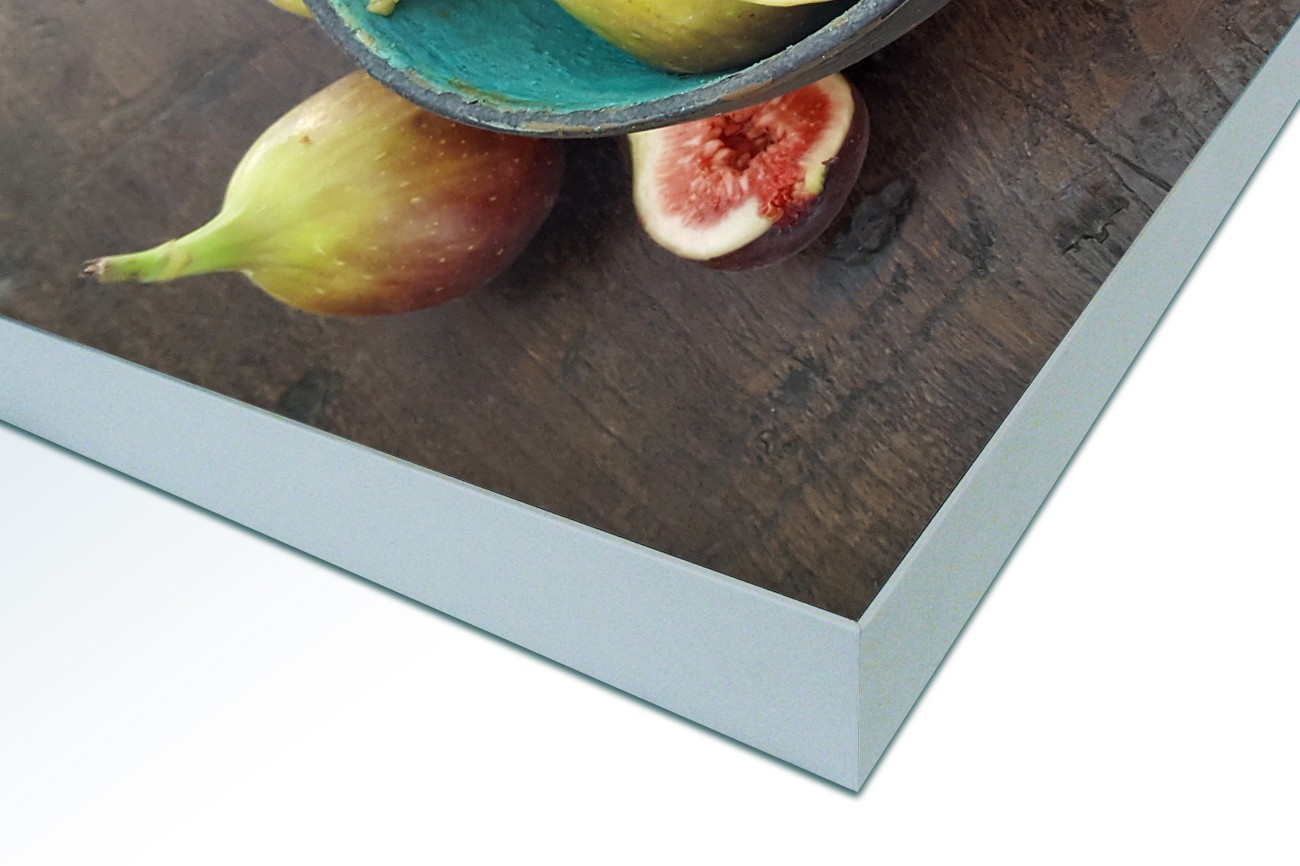 Close up textieldoek in frame gemonteerd