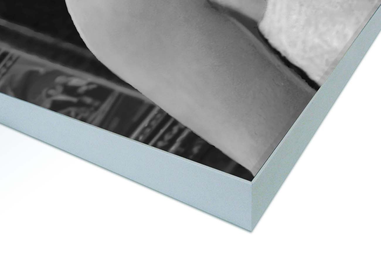 Close up textieldoek gemonteerd in frame zilver