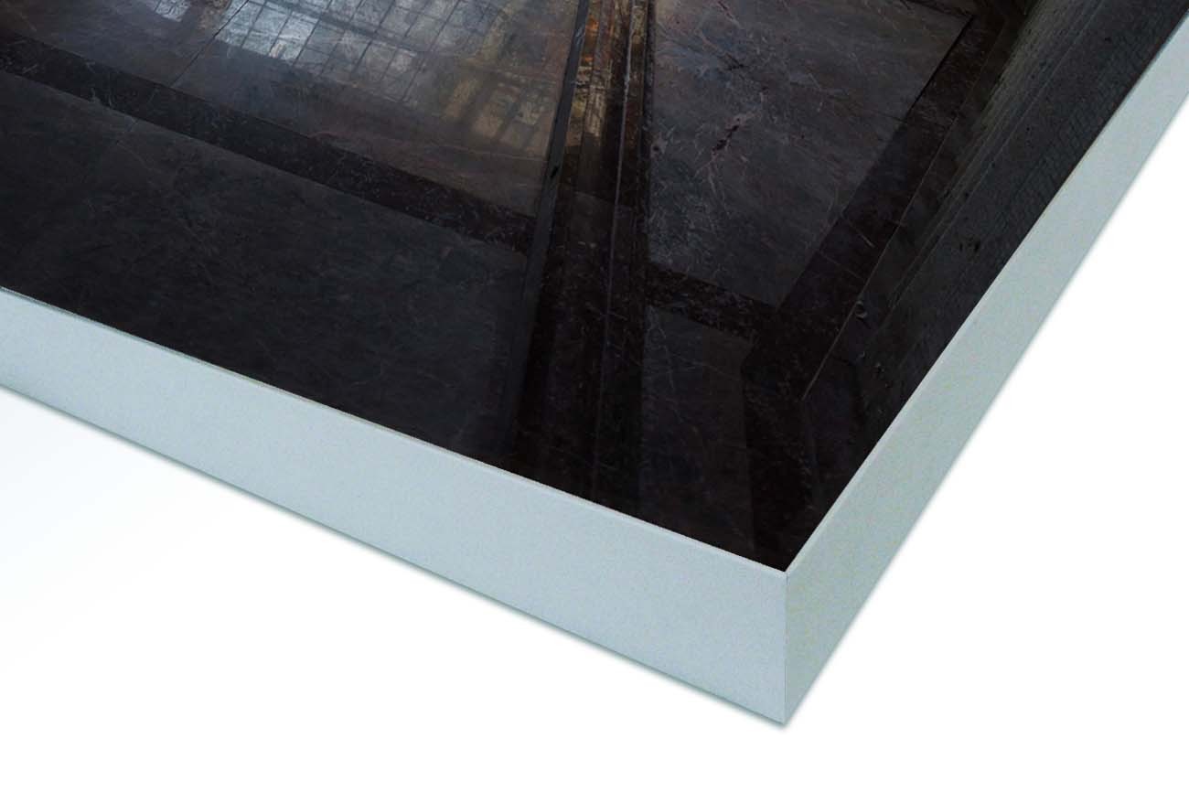 Close up textieldoek gemonteerd in frame zilver