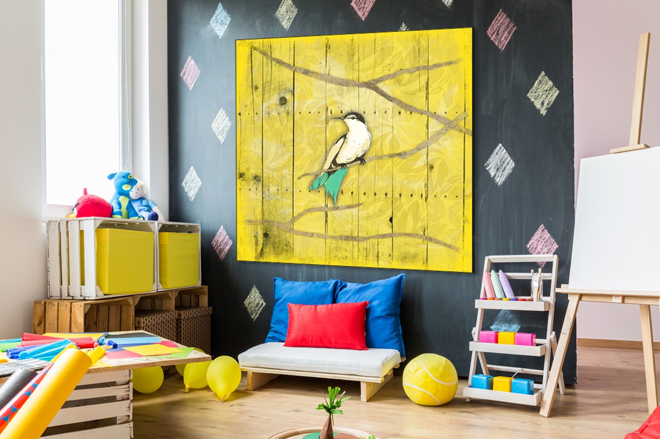 Duidelijk schilderij van een vogel met een gele achtergrond van Jace Grey met als titel Hue bird yellow I op textieldoek.