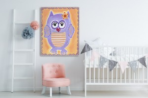 Schattige paarse uil met roze achtergrond van Tammy Hassett met als titel Owl purple op textieldoek. 