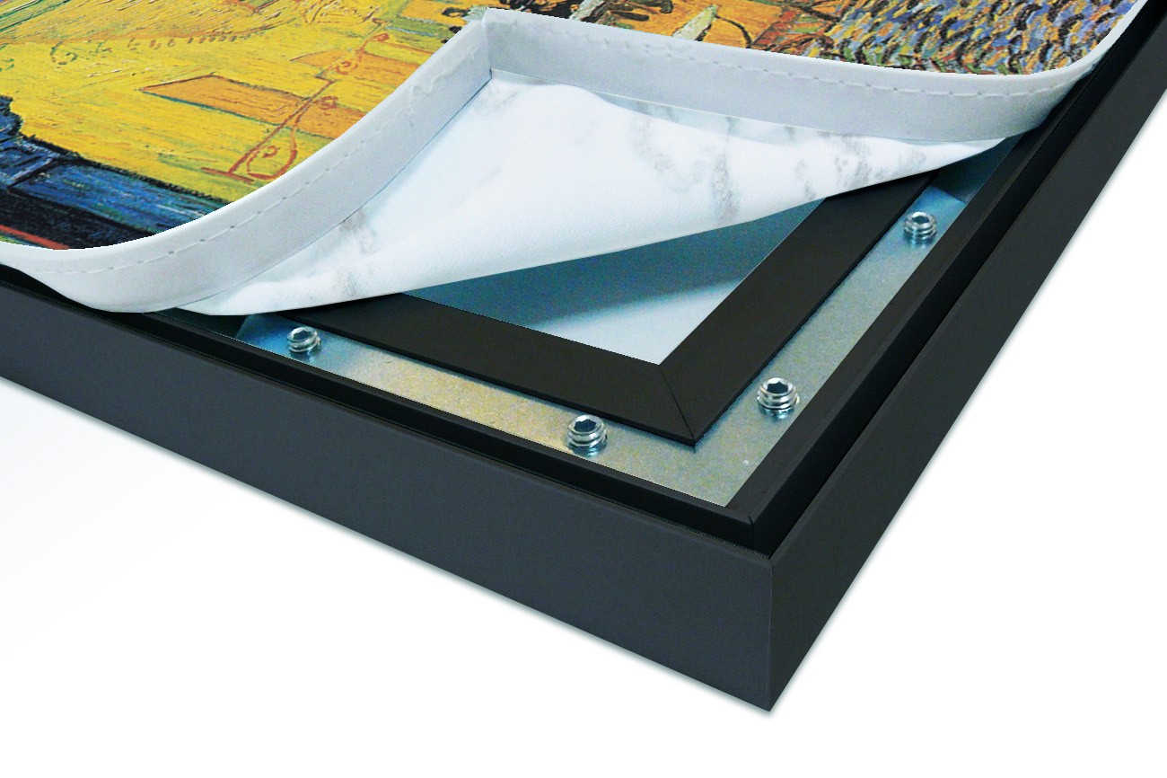 terras-in-de-nacht-hoek-zwart-open